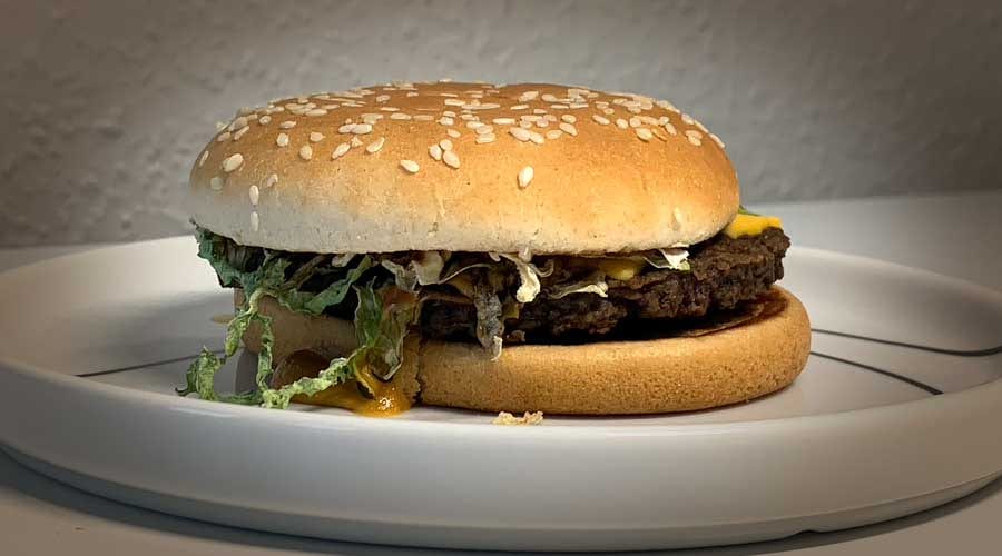 Dag 22. Min McFeast är nu tre veckor gammal.