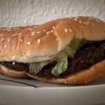 Dag 28. Min Whopper vänder vackra sidan till.